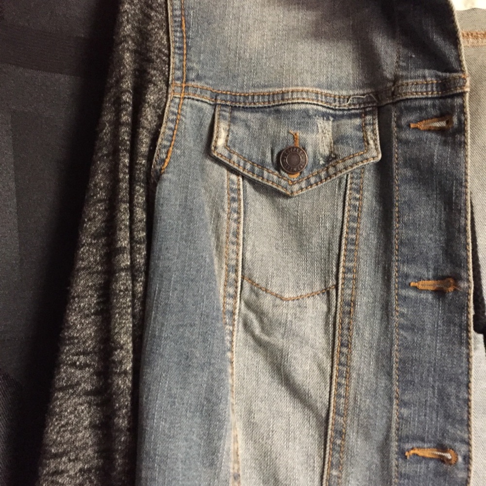 Jean jacket - Picture 2 of 2